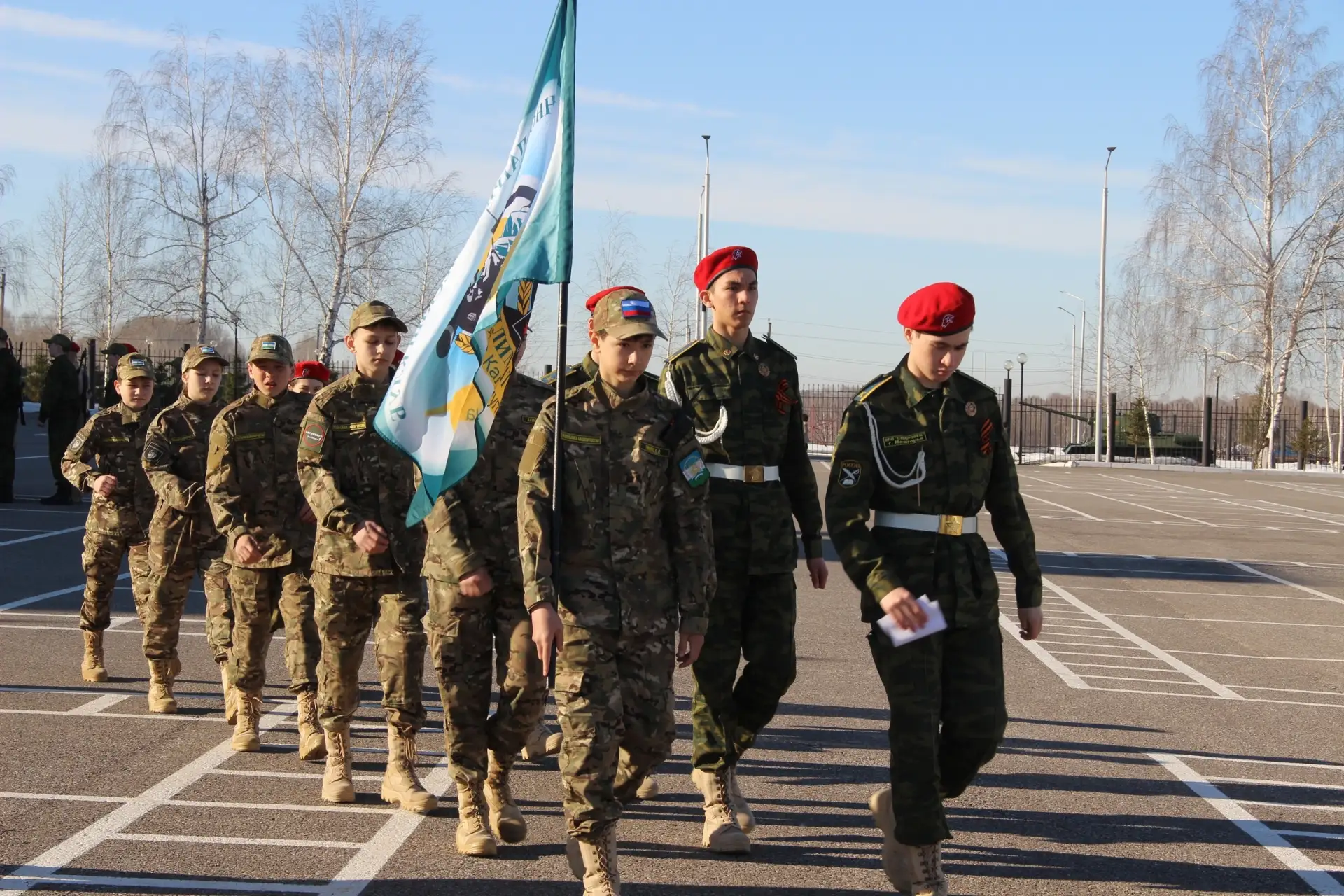 🎉 Поздравляем команду ВПК «Коллектор»!  Команда военно-патриотического клуба «Коллектор» из МБОУ гим