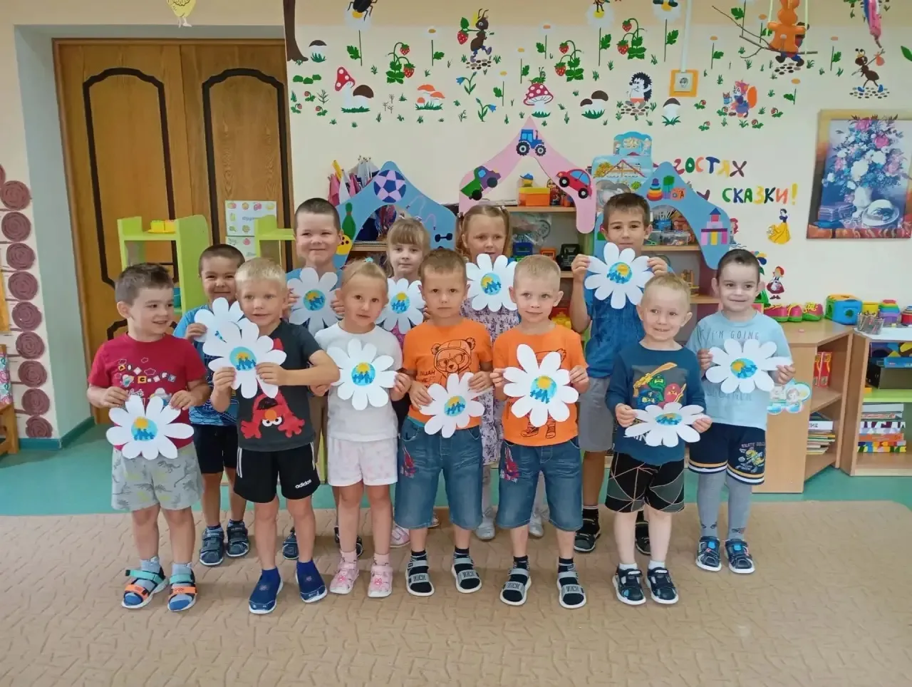 🎉День семьи, Любви и верности! 🤗
В нашем "Дошкольном отделении" прошел по особенному - тепло, искр