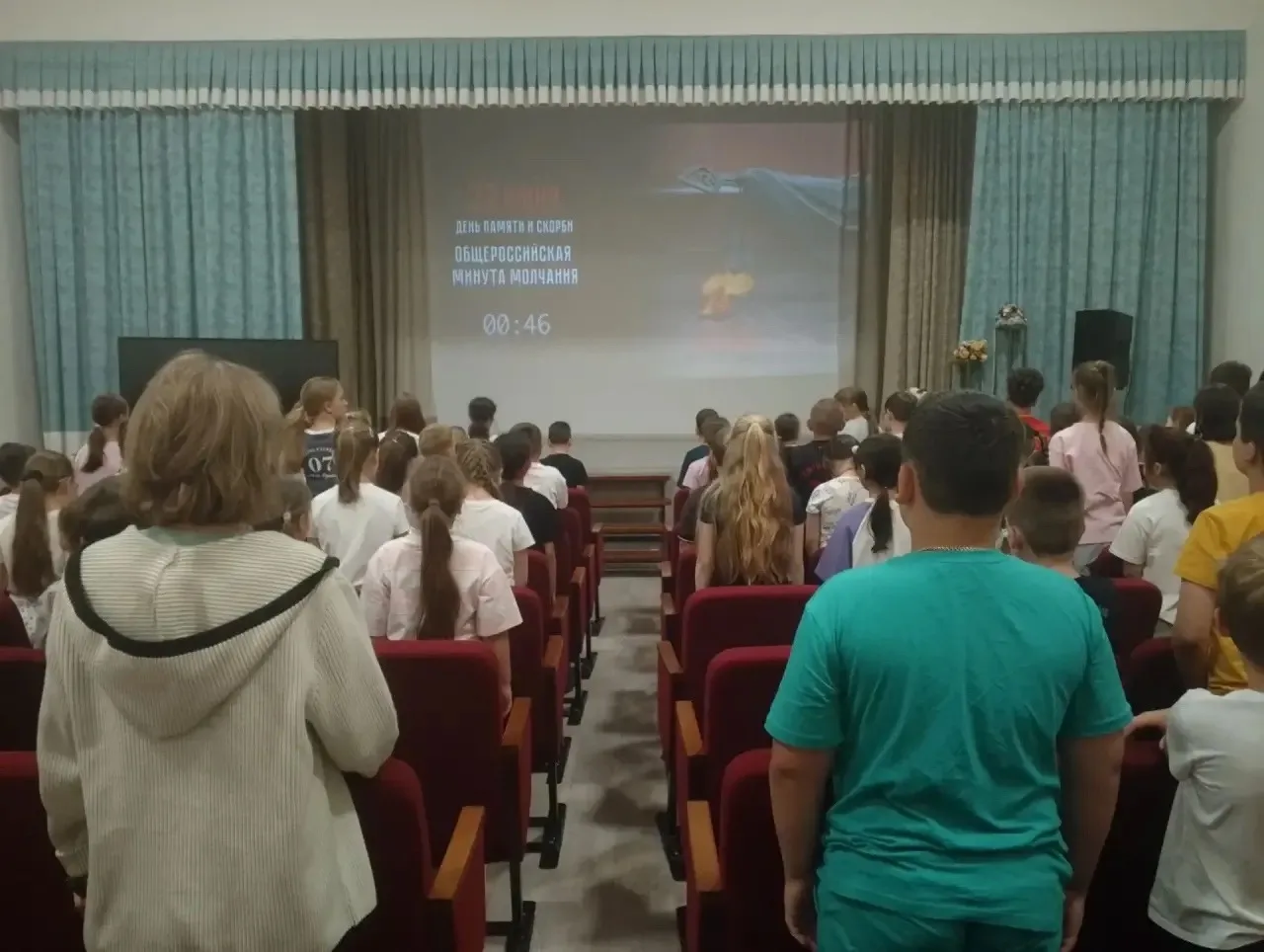 🕊️Помним. 🕊

🎗️Сегодня в лагере «Улыбка» прошла минута молчания в память о героях Великой Отечест