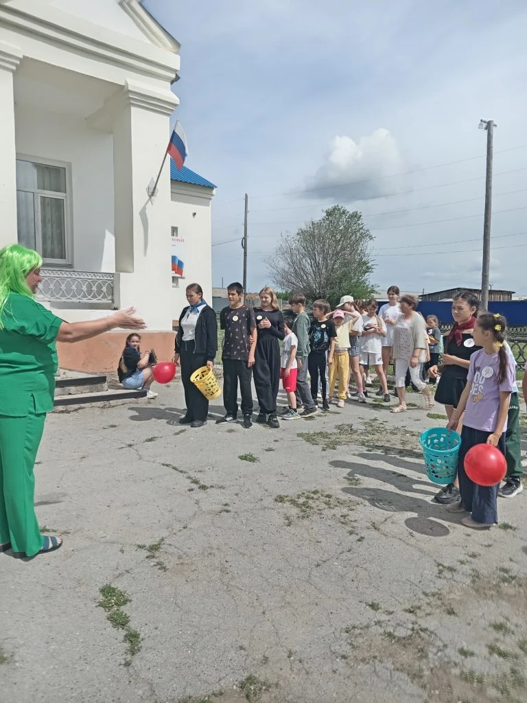 Лето – это самое любимое время для всех детей на нашей планете. Это весёлый отдых, похо...