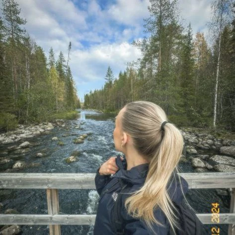 ❝ Будьте заняты. Это самое дешевое лекарство на земле — и одно из самых эффективных. ❞