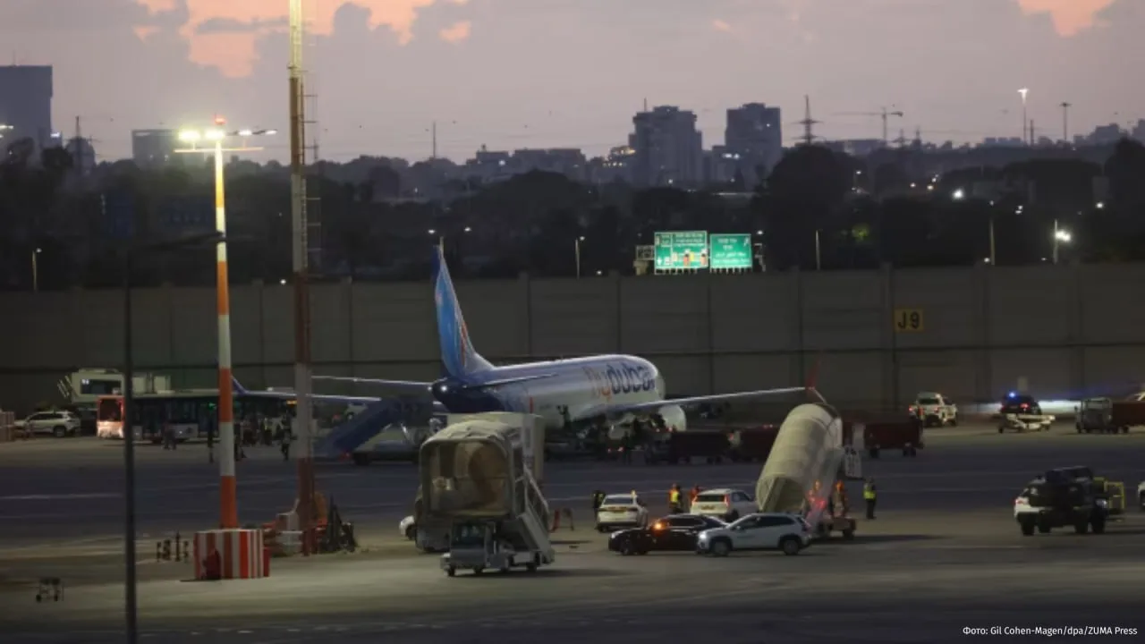 Нападавшего на командира самолета Flydubai пилота ранее отстранили в Омане из-за его ра...