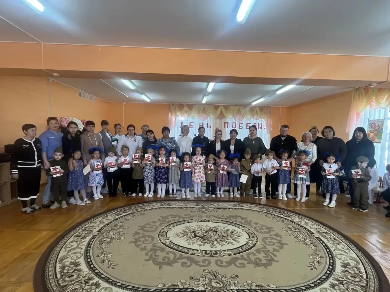 Сегодня в дошкольных группах состоялся трогательный и торжественный утренник, посвящённ...
