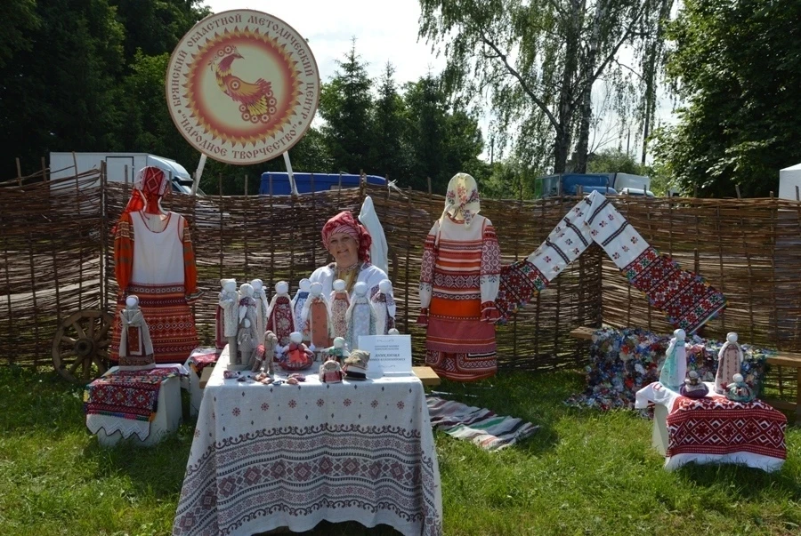 📚 Родник поэзии твоей ...