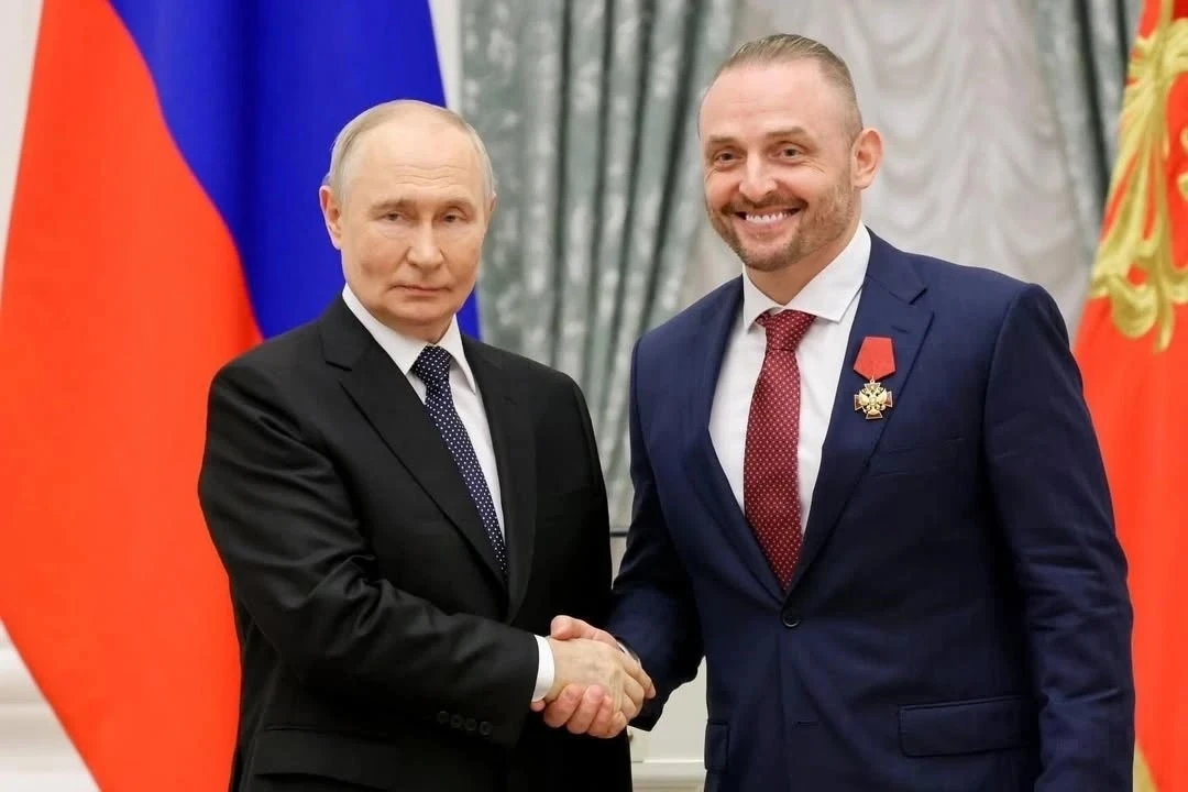 Президент России Владимир Путин вручил государственные награды в Кремле ряду деятелей культуры, иску