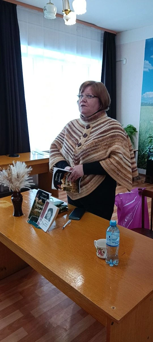 #вРябинушке
💢 📖 «Откуда берутся сюжеты для моих рассказов, сама не знаю. Бывает, не пишу неделю, м