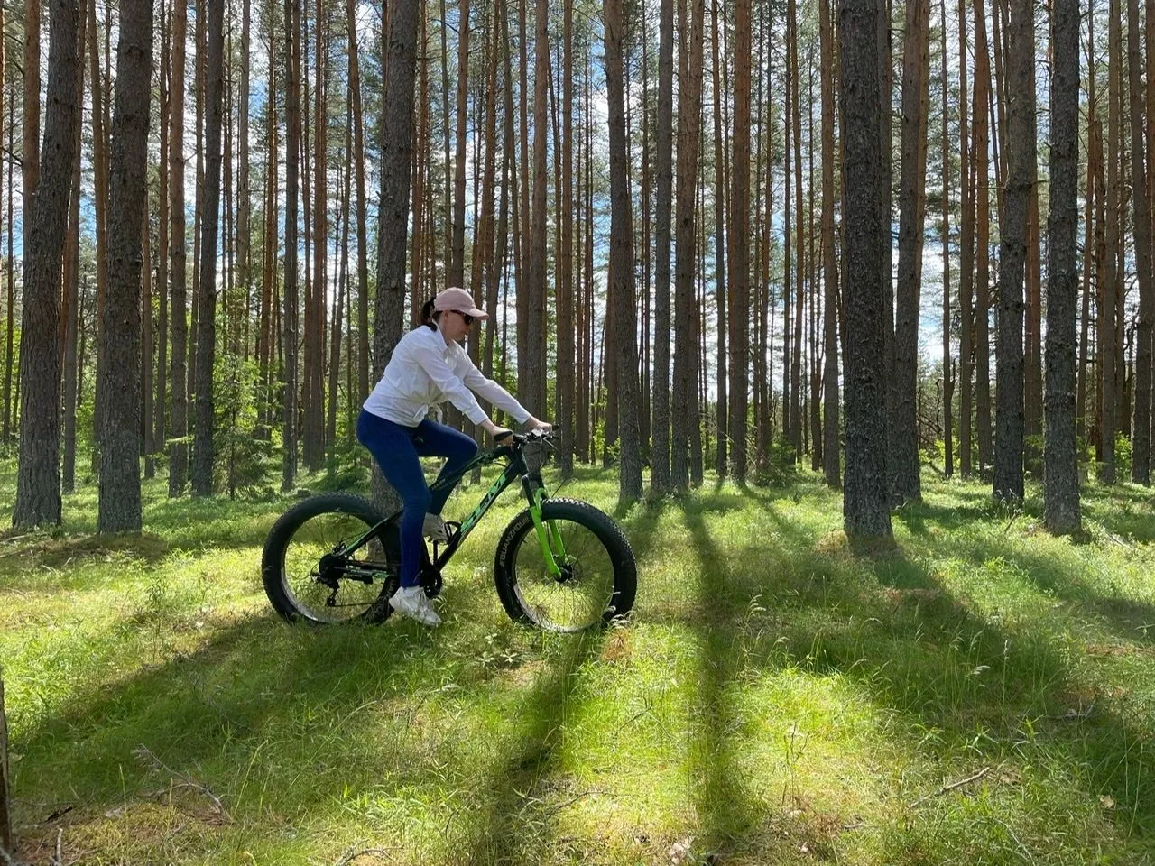 Когда говорят «отдых на природе», многие представляют гамак и книжку. А мы предлагаем добавить немно