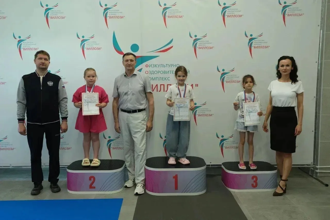 ГОРДОСТЬ ШКОЛЫ И РАЙОНА!🏆
 
Мы спешим поздравить ученицу 1Б класса Громову Ольгу с блестящим дебюто