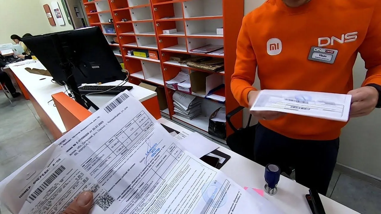 🗣Покупательница отсудила у DNS больше 2 млн рублей за сломавшийся вентилятор в видеокарте, которую к