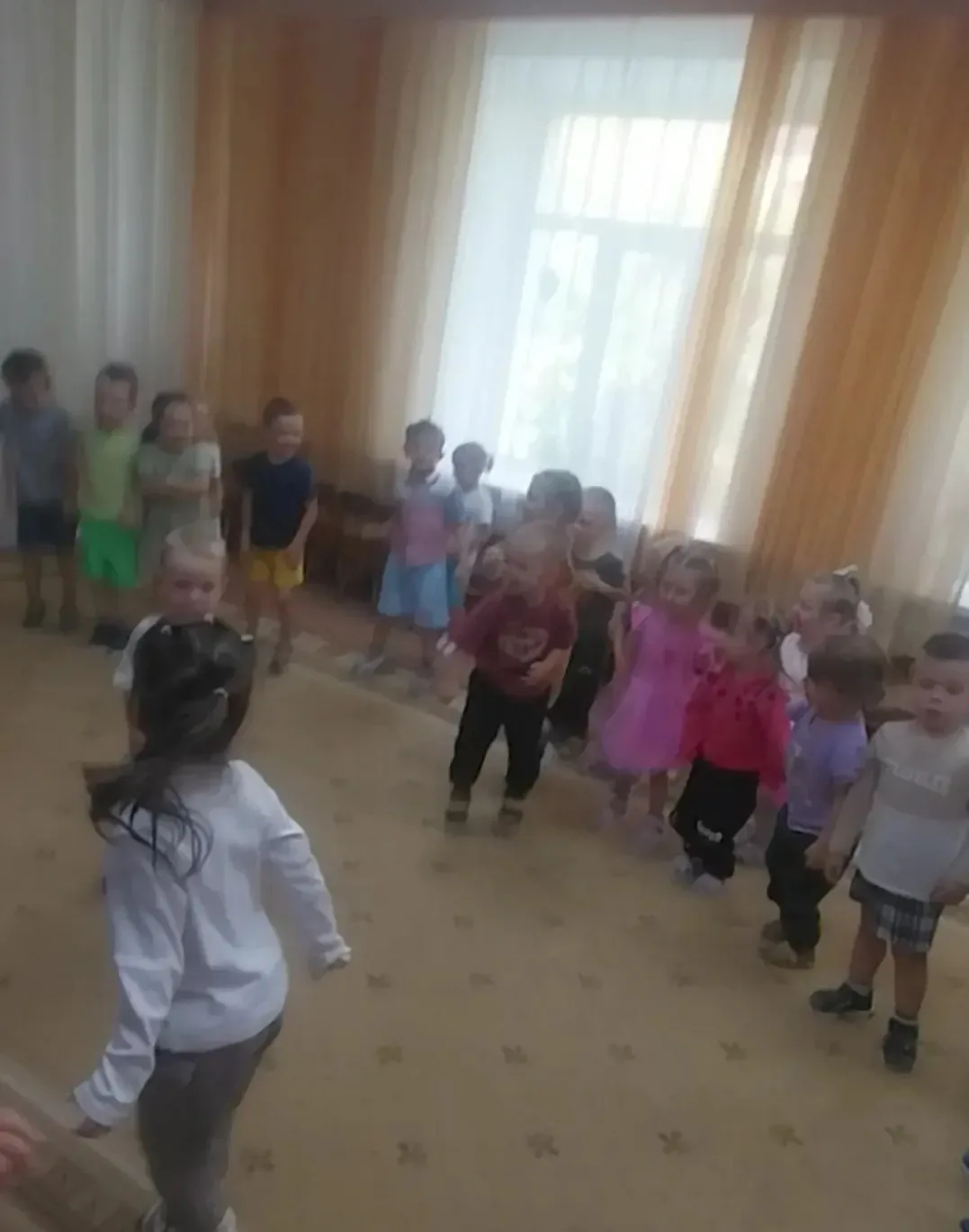 1 сентября в нашей группе "Гномики" традиционный праздник, посвящённый началу учебного ...