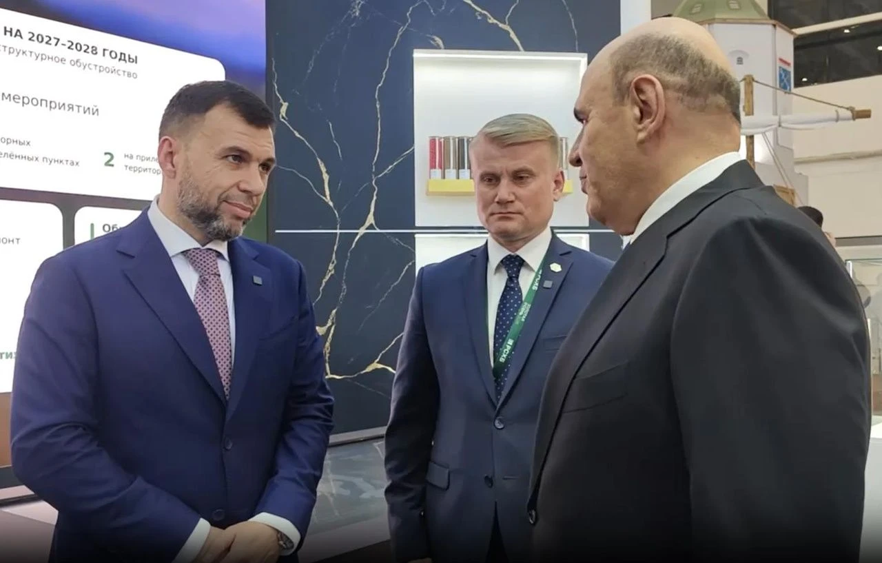 Обновление сельхозтехники, строительство технопарков в Горловке: о главном на 8 октября...