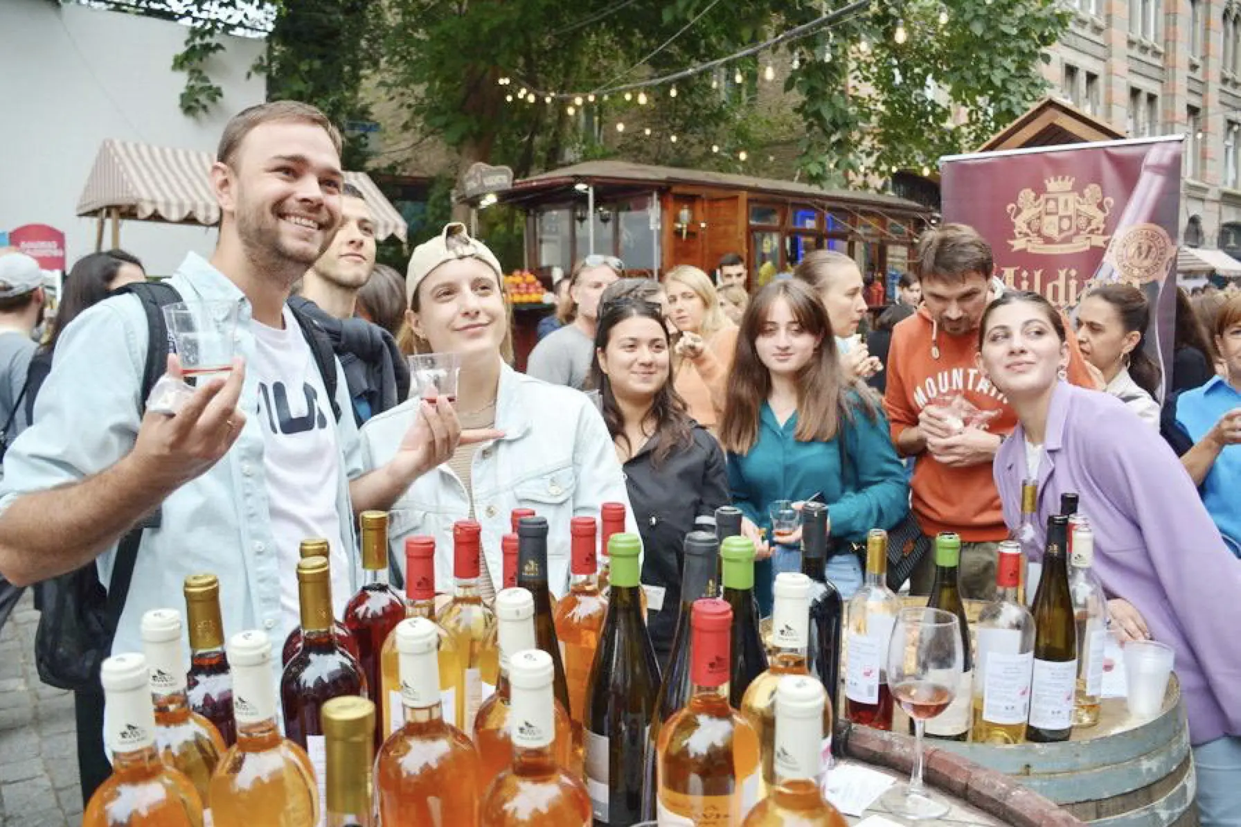 🍷В России впервые пройдет фестиваль вина и шампанского.  Фестиваль пройдет в мае и июне во многих го