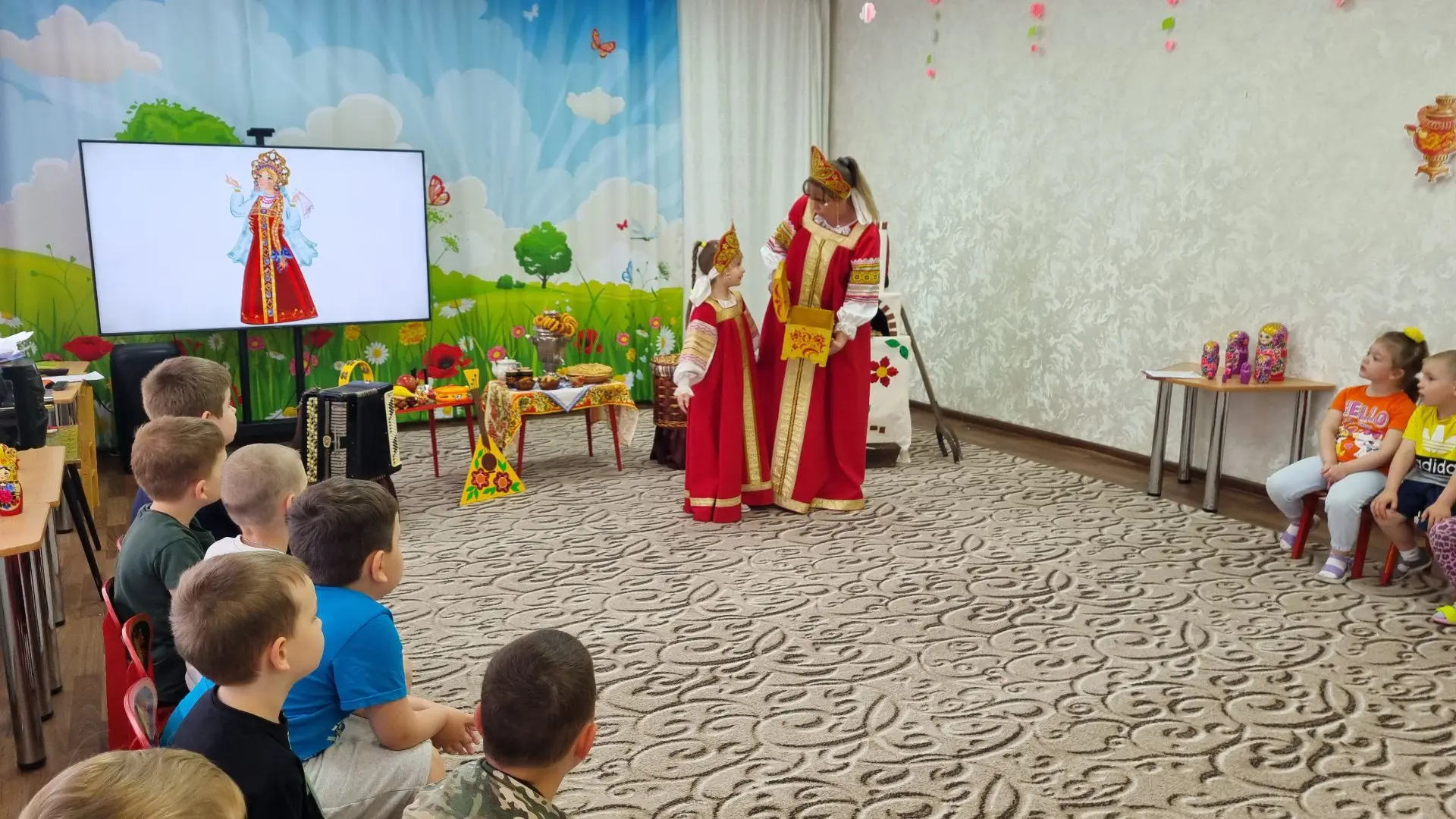 «Горница» оживает: как Баба-яга ключ от прошлого прятала