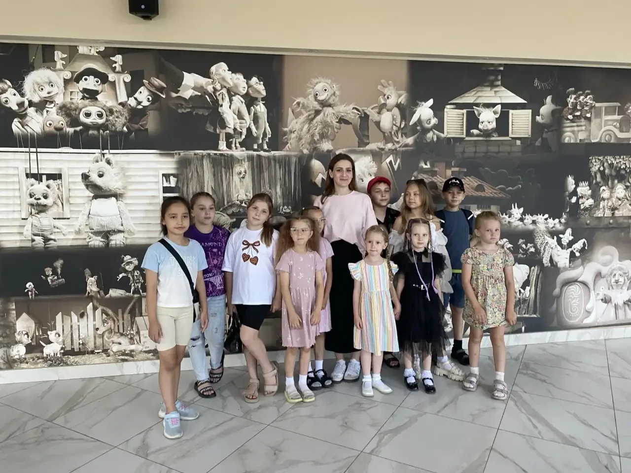 🤝Саратовский театр кукол открыл свои двери для ребят «Первых».
🌟В дни летних каникул ,учащиеся 3»д