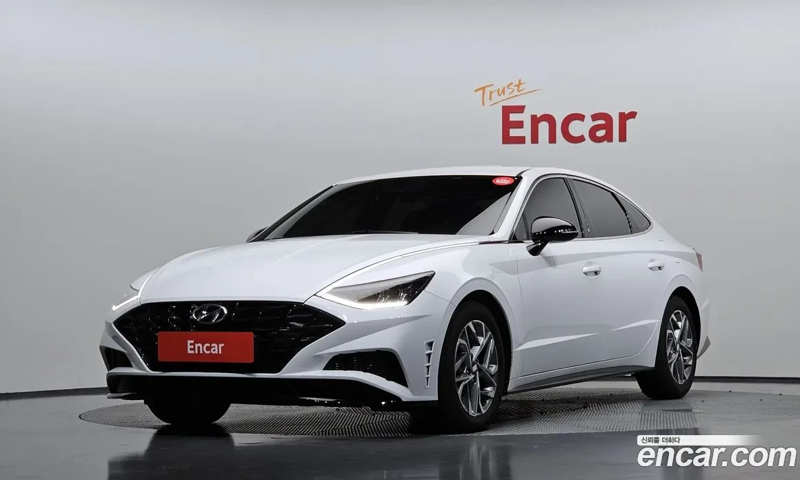 🔖От заказчика поступил запрос на проходной белый Hyundai Sonata из Кореи с пробегом до 50 тыс.км и 