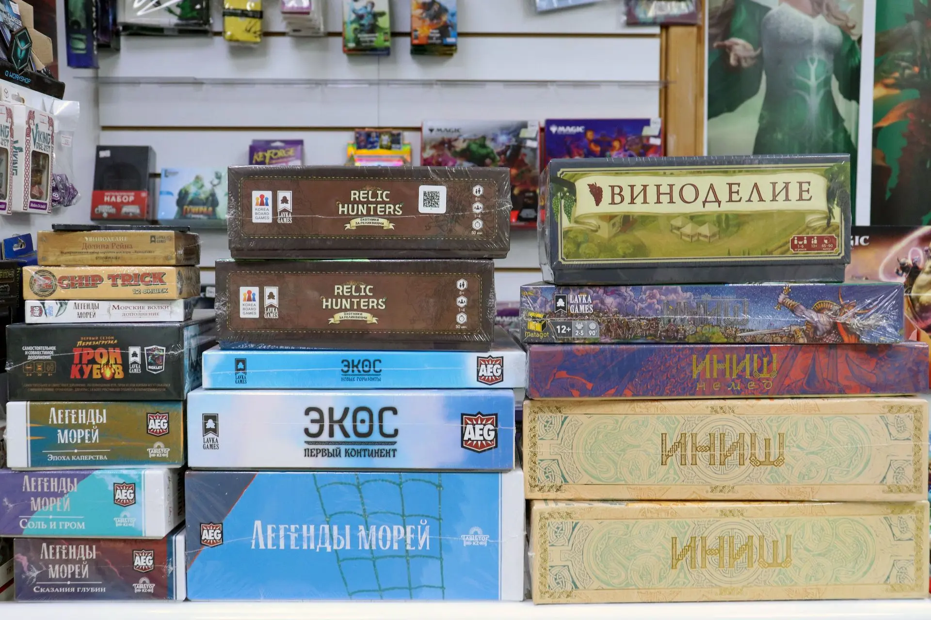 Сентябрь радует крутыми новинками! 🎲 В продаже уже появились настольные игры от Lavka ...