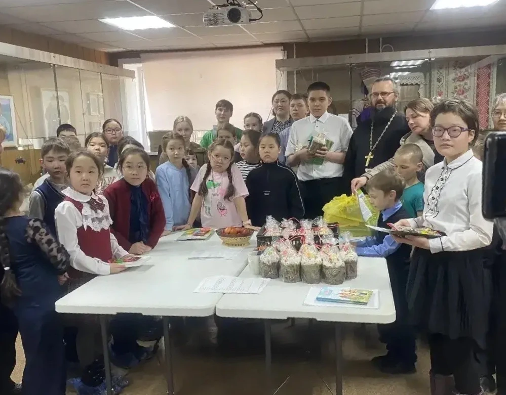Христос Воскресе!  В храме Покрова Пресвятой Богородицы села Оса в светлую Пасхальную седмицу прошла
