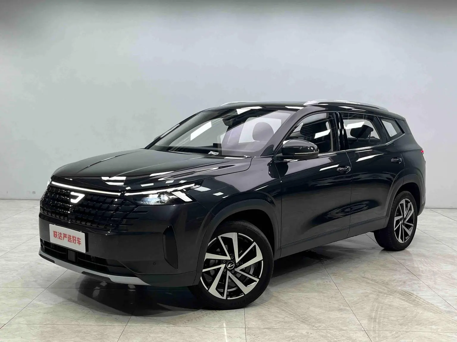 🚗 Хотели Tayron, но он не проходной? 

Если вы присматривались к Volkswagen Tayron 2025, но он не п