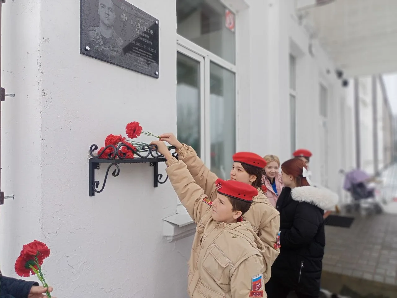 15 февраля в России отмечается День памяти о россиянах, исполнявших служебный долг за п...