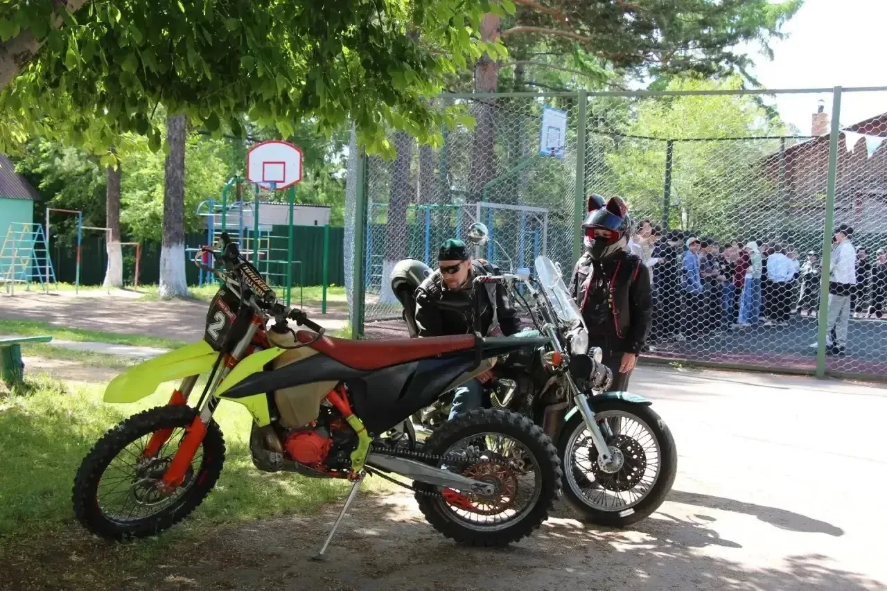 Мотоцикл — это не игрушка: урок от казаков-байкеров в «Роднике» 🏍️