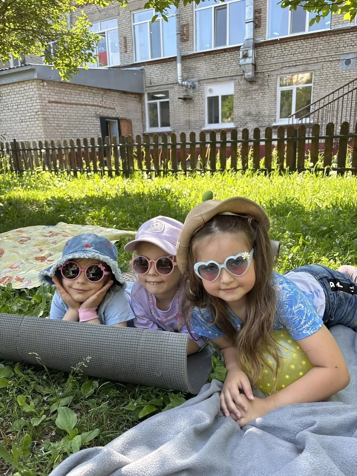 Лето в духе Монтессори 

Лето - это отличное и очень плодотворное время для развития ребёнка. Делимс