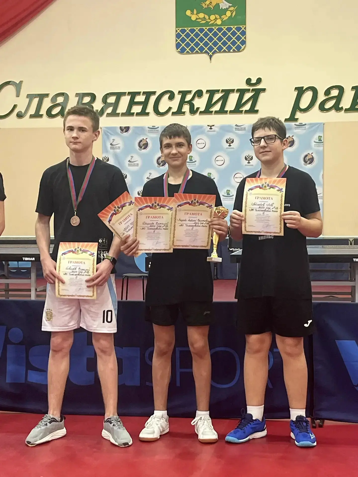 🥉 Бронза Всекубанской спартакиады: наши теннисисты — лучшие среди сильнейших!  Поздравляем команду м