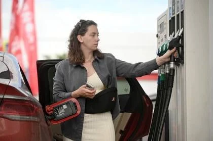 Число работающих заправок в Краснодаре сократилось до 77.
