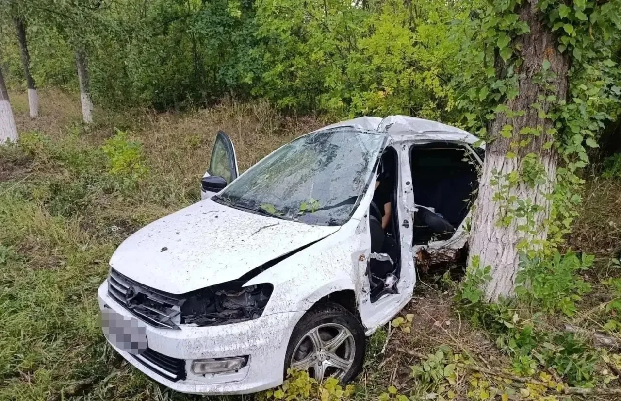 Один человек погиб и двое получили травмы в ДТП на трассе М-4 «Дон» в районе Чертково.