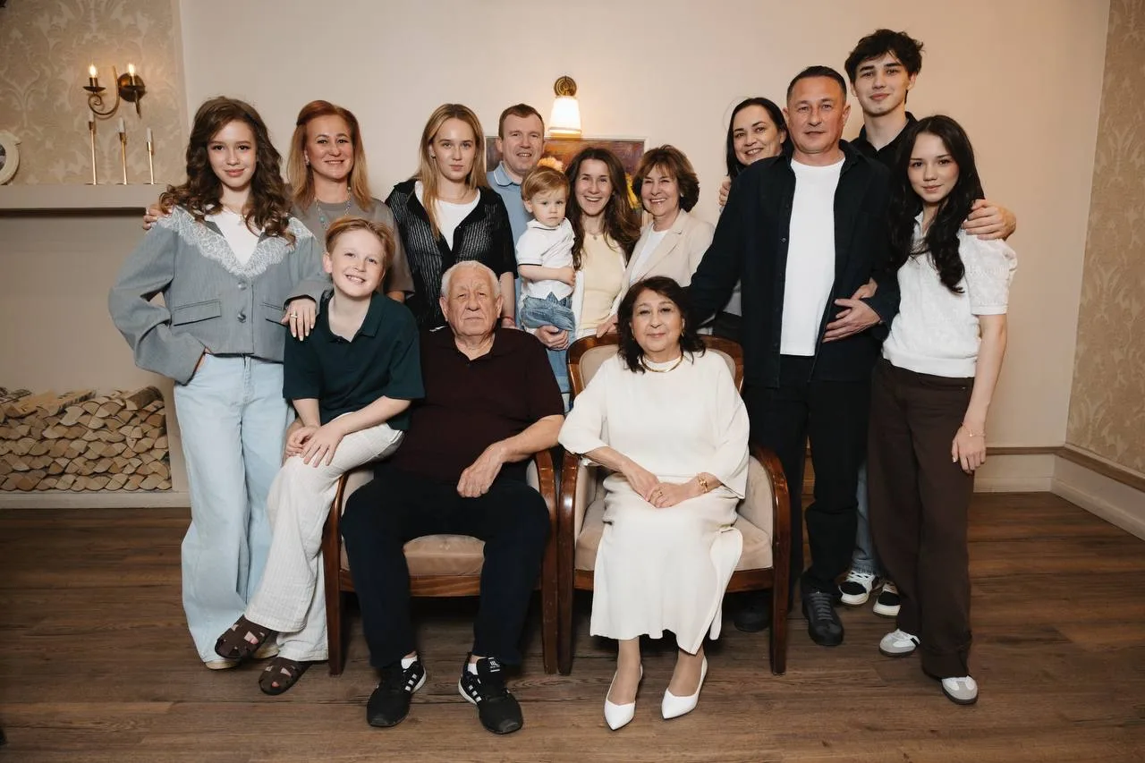 Всех с Днем семьи, любви и верности!❤️
