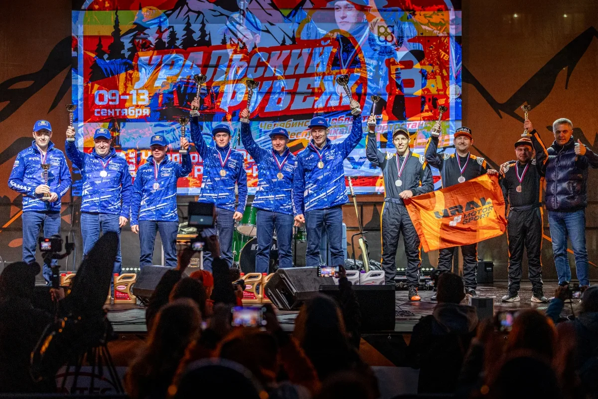 🥇 На финише первым оказался Дмитрий Сотников, которому практически с самого старта при...