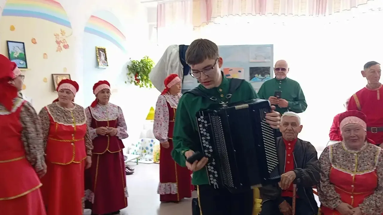 🎶 IV Краевой фестиваль‑конкурс «Играй, гармонь, звени, частушка!» прошёл в Новоорловске!🎶

4 июня 