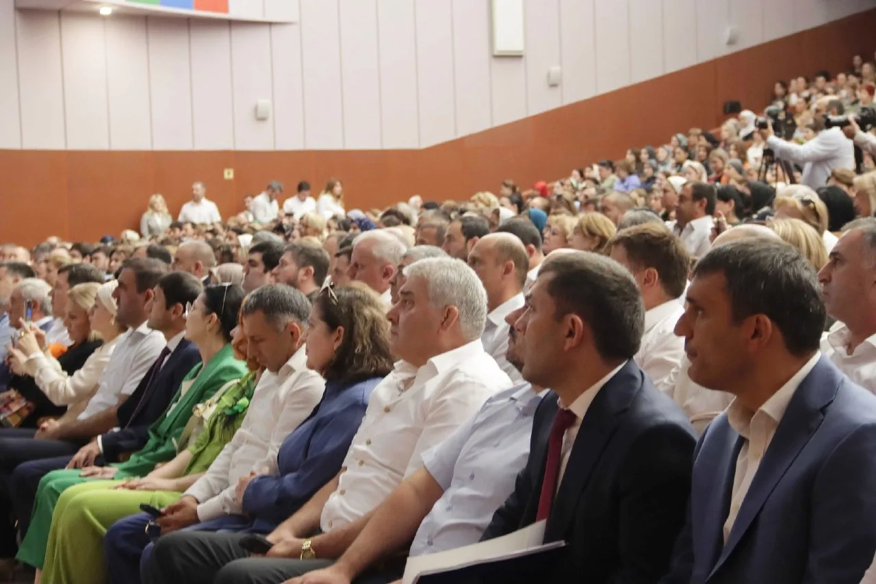 📍Ассаляму Алейкум, друзья! Принял участие в ежегодном Августовском совещании работнико...
