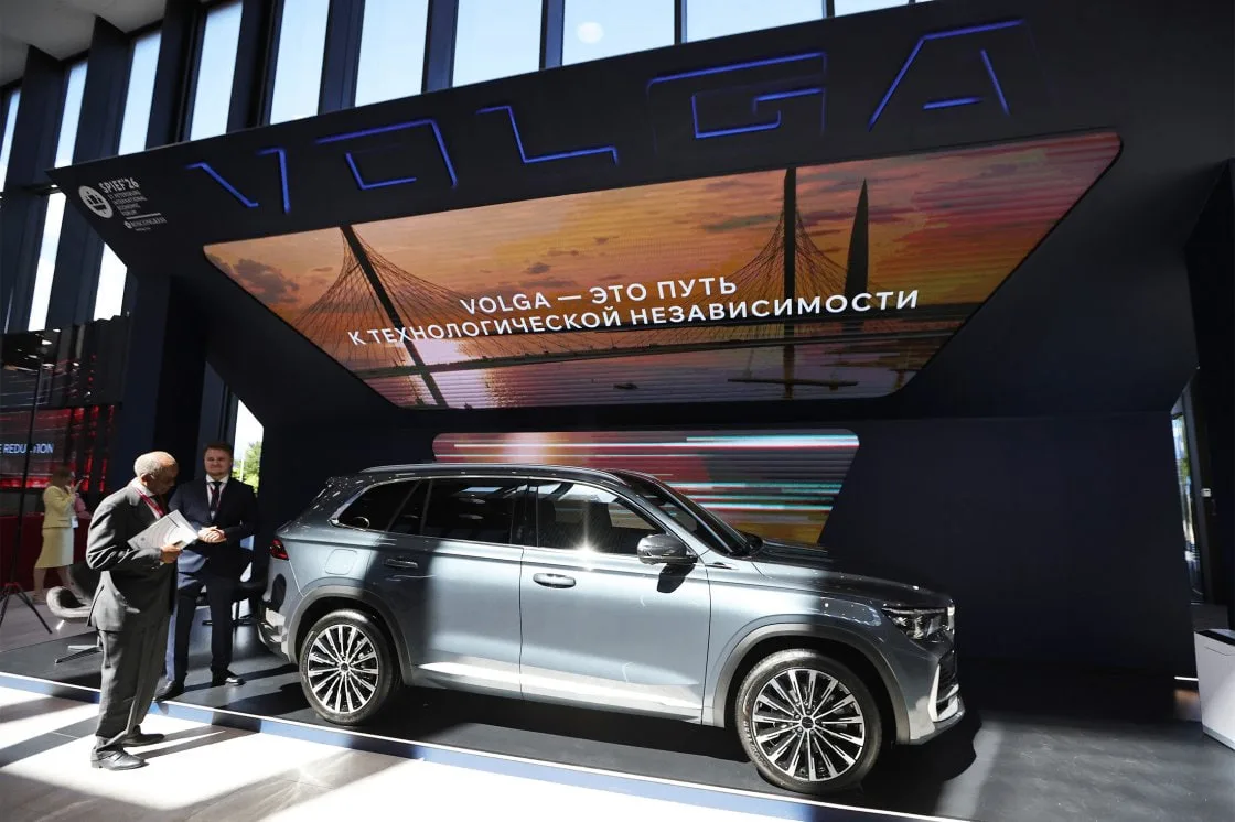 Стартуют продажи автомобилей возрожденного бренда Volga. Какими будут цены?

Седан C50 оценили в 2 8