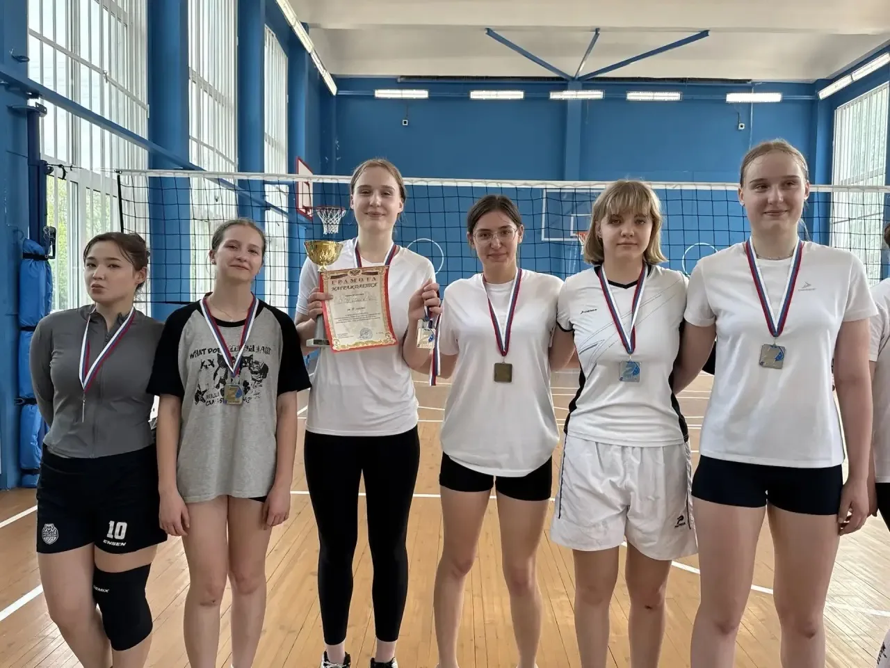 🏐13.05.2026 на базе ГБОУ СОШ №16 прошел финал по волейболу среди девушек 2009-2010 г.р. в рамках рай