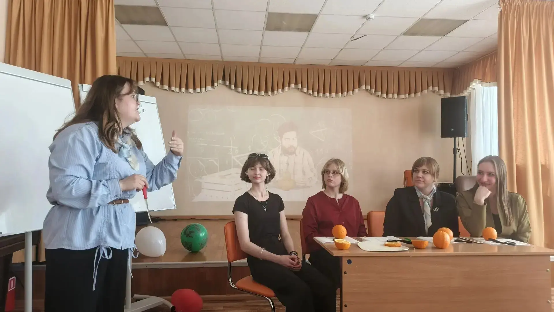 «Конкурсное движение: первые шаги к вершине»🔖  19 марта состоялась очередная встреча педагогов МАОУ 