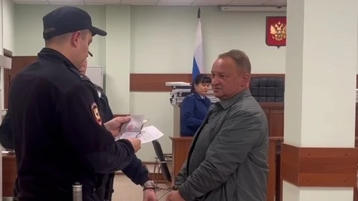За выдачу прав на лодки без экзаменов экс-начальника красноярского ГИМС… — публикация канала «Newslab.ru - новости Красноярска и края»