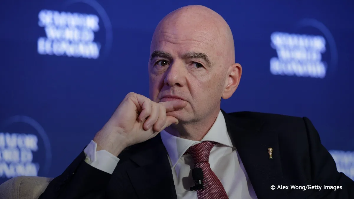UEFA проголосует за отстранение Инфантино от должности президента FIFA, если он откажет...