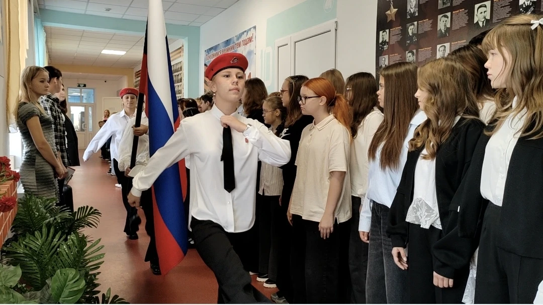📚 ШКОЛЬНАЯ ЖИЗНЬ КИПИТ СОБЫТИЯМИ!
