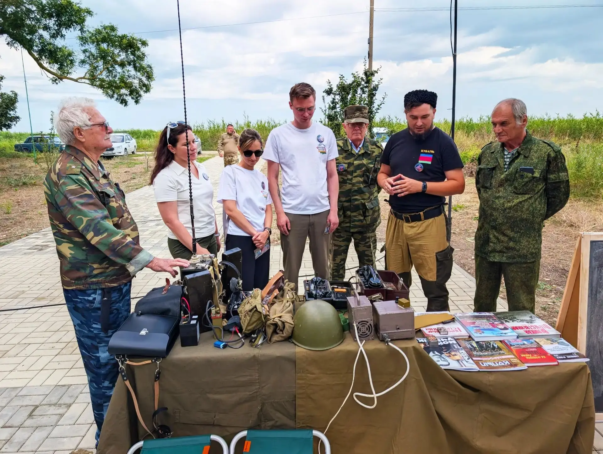 🎉 Радиоэкспедиция «Связь времён и поколений»: когда эфир становится мостом памяти! 🎉

18 июля 2026