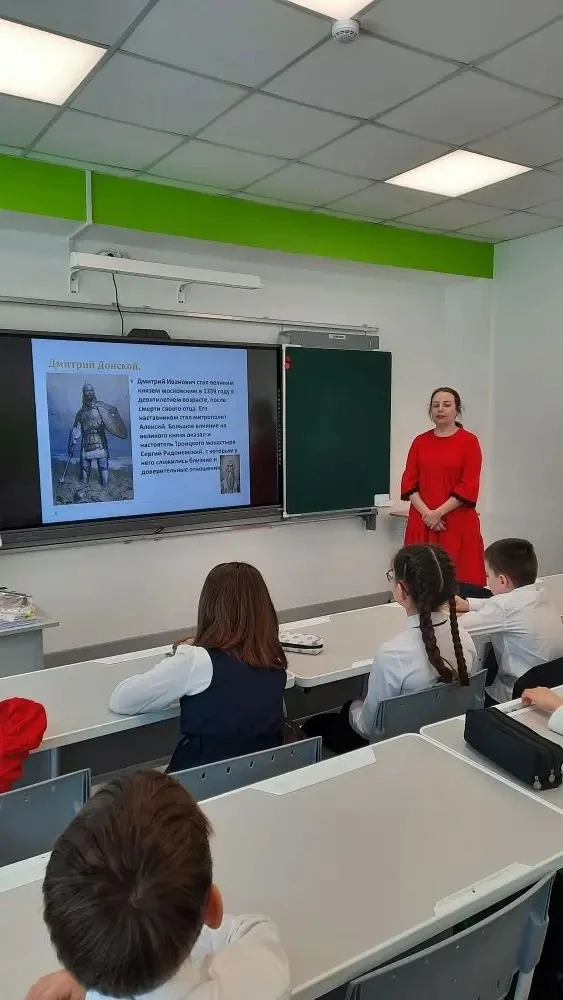 #ЯркиеСтраницыИсторииНашегоОтечества  📚 Сегодня в нашем 3 «Б» классе прошёл удивительный урок в рамк
