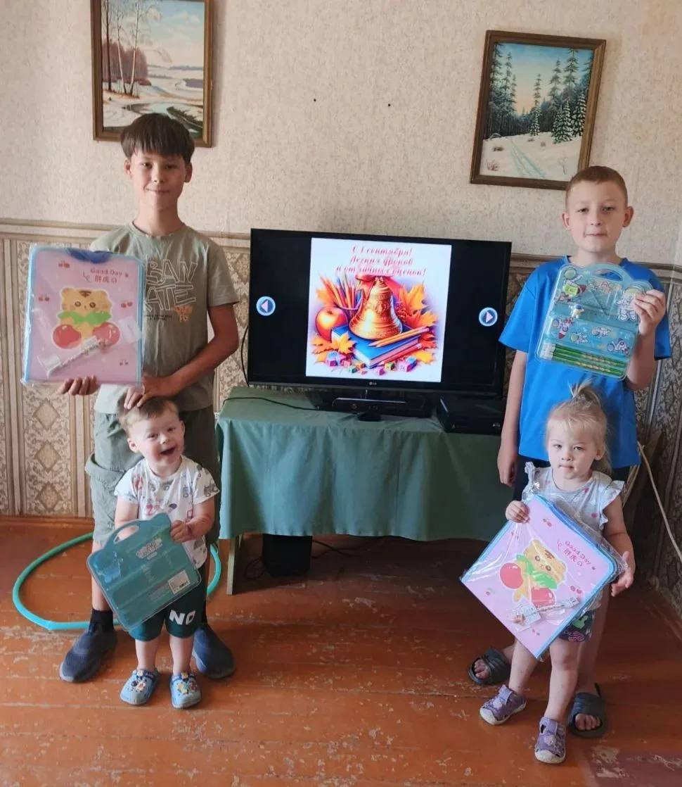 В посёлке Сибирьковом прошла поздравительная акция первоклассников.🎉 1 сентября — День...
