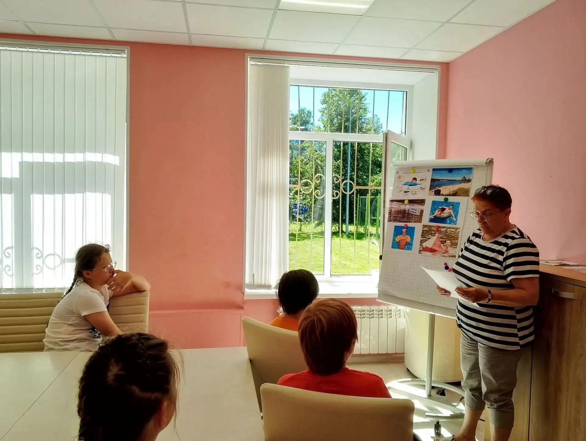 Обводный| Елизаровская | Пролетарская | Санкт-Петербург🏡

На отделении дневного пребывания несоверш