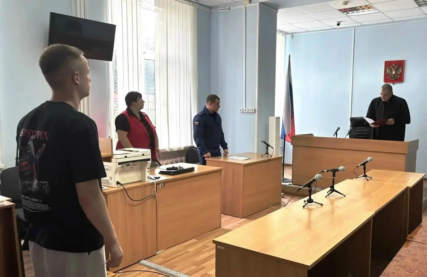 Кимовский районный суд оштрафовал мужчину на 200 тысяч рублей за мошенничество с соцвыплатами 
 
20 