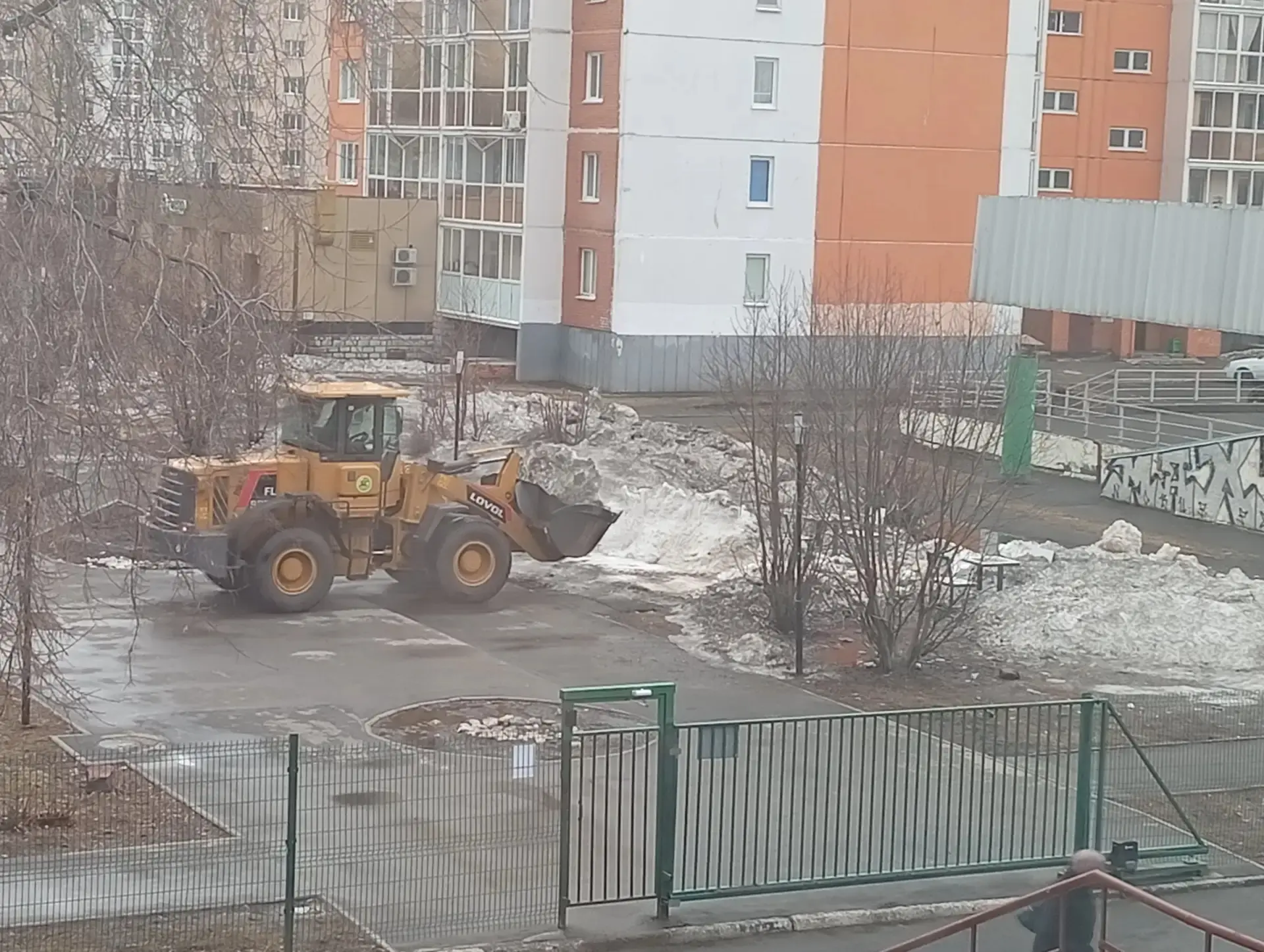 24 апреля Кемерово присоединится ко Всероссийскому субботнику.  Заботясь о чистоте своего дома, двор