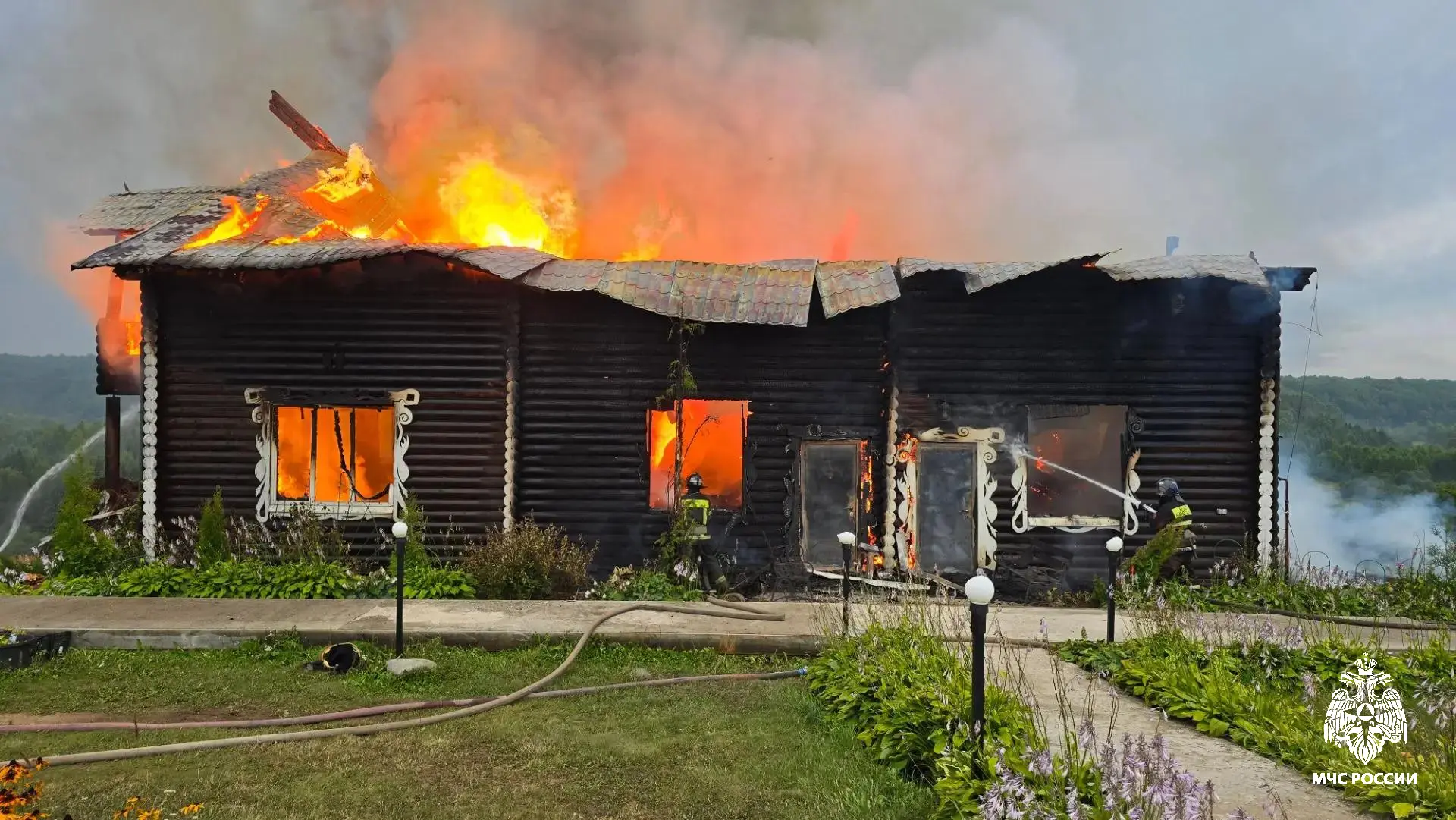 #СводкаЗаСутки #ПожарыЗаСутки

🚒За прошедшие сутки сотрудники МЧС России реагировали на тушение 2 п