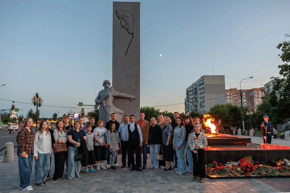 🕯️«Свеча памяти»🕊️
 
Зажигая свечу, мы не просто вспоминаем тех, кто не вернулся с войны. Мы говор