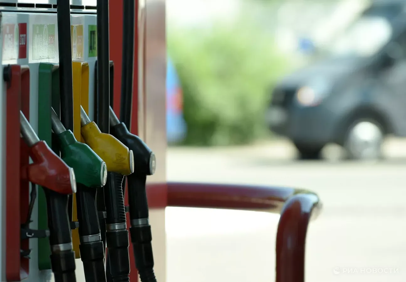 ⛽️ Свободно заправиться сегодня можно и в Феодосии.