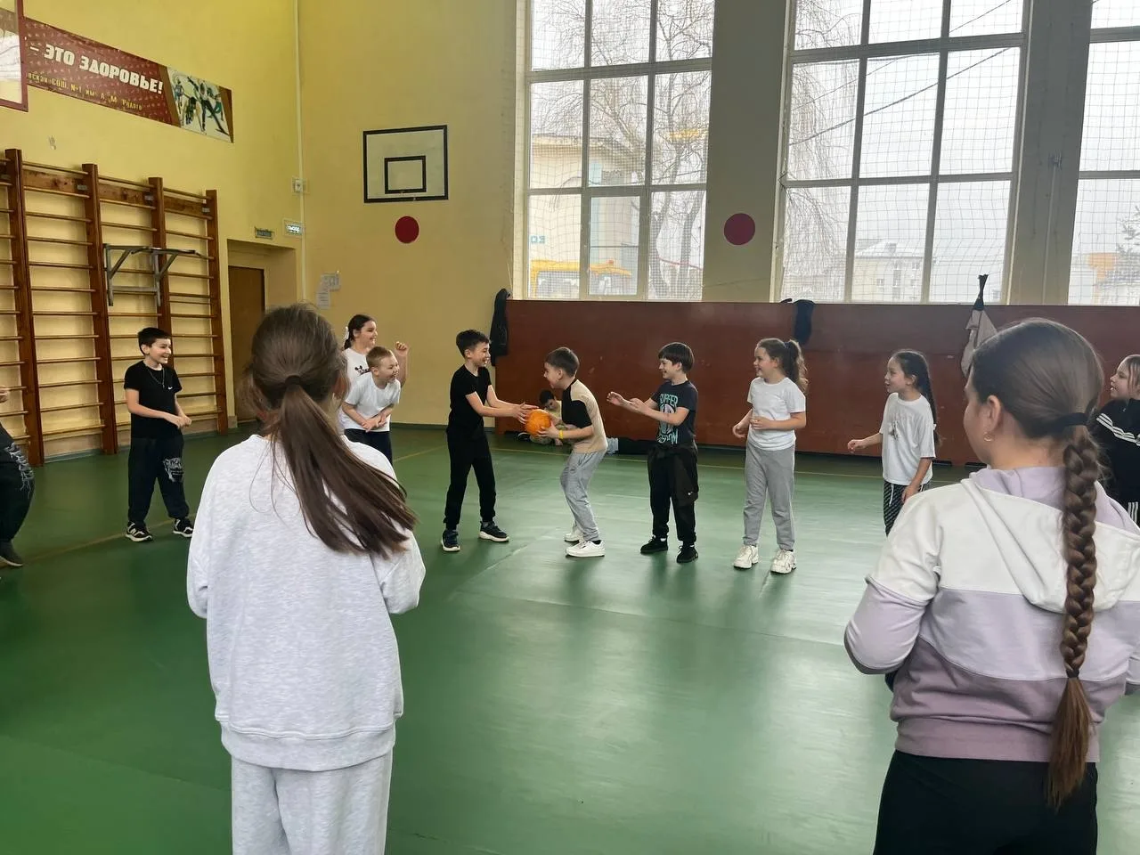 🌟Наши перемены превратились в настоящие праздники дружбы и единства!🌟    В рамках Года Единства Наро