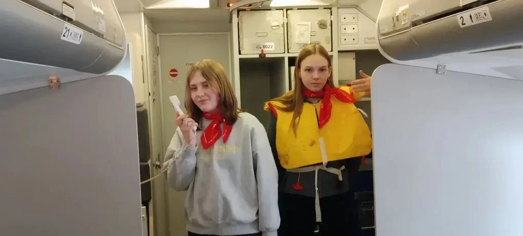 🧑‍✈️5 марта ученики 7Д с классным руководителем Надеждой Сергеевной Яриной посетили профориентационн