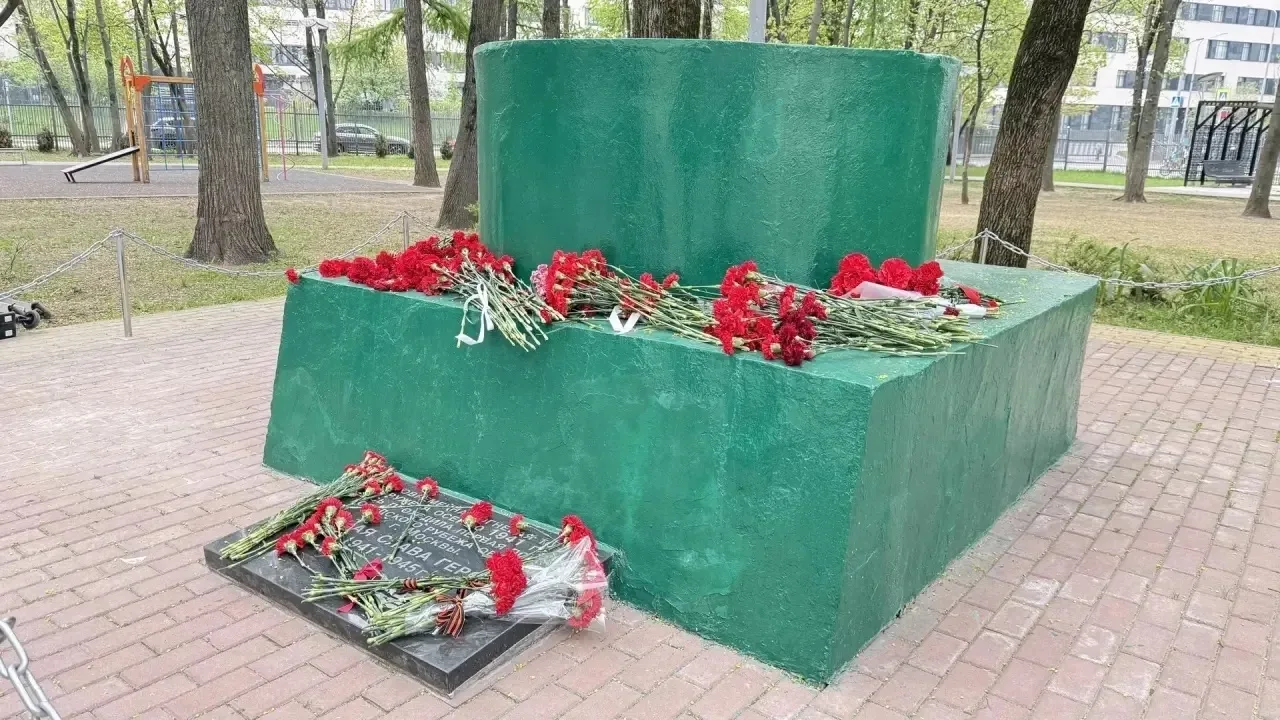 🕯️ 9 мая. День, который помнит каждое сердце.  📍Новаторов, 34к1  💫 8 мая в нашем корпусе прошли торж